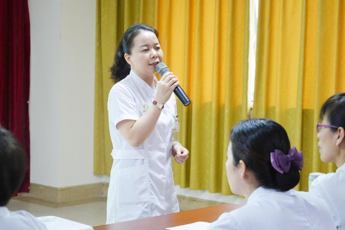 康美醫院召開護理組長年度工作彙報會